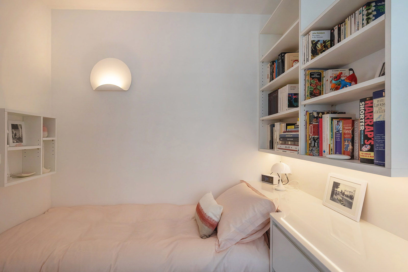 25 m2 optimisés - La chambre et ses nombreux rangements - Flora Auvray Architecte d'intérieur